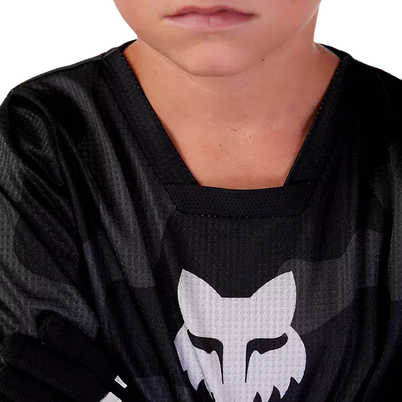 Completo FOX Bambino 180 BnKR Black Camo 2024
