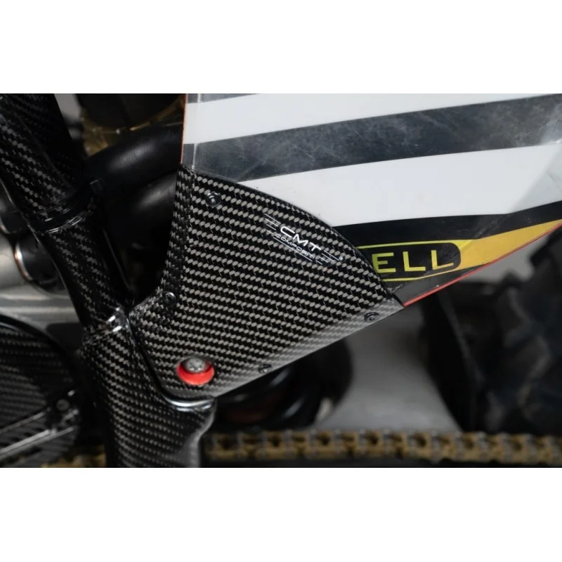 Carbon rear side panels protection CMT | Stark Varg