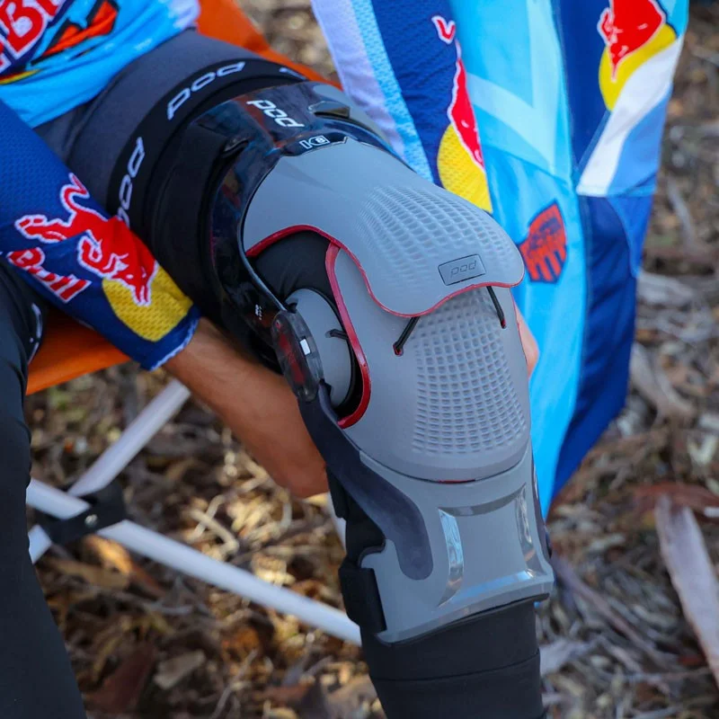 POD K8 3.0 Carbon Knee Brace (Pair)