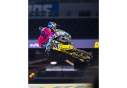 Ken Roczen brilla al Ford Field Stadium di Detroit
