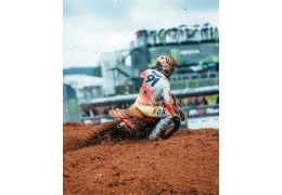 Entrambe le Ducati al Traguardo nel Fango Portoghese