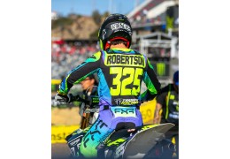 Stilez Robertson si ritira dalle Competizioni