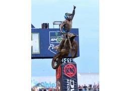 SMX 2026: Haiden Deegan holt sich den ersten Sieg in der 450er-Klasse, Levi Kitchen triumphiert in der 250er-Klasse in Columbus